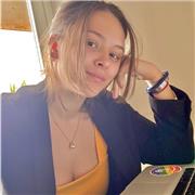 Insegnate di: italiano, storia, filosofia, matematica, fisica, biologia, chimica